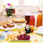 Mareen Bed & Breakfast 3*